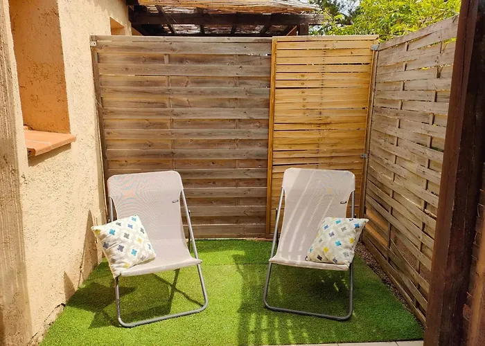 Mini Avec Wifi Dans Calme Wifi Piscine A Pied *