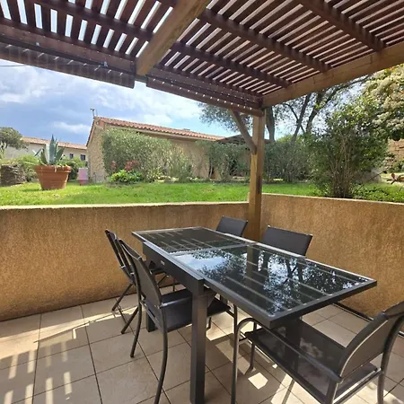 Villa Mini Avec Wifi Dans Calme Wifi Piscine A Pied *