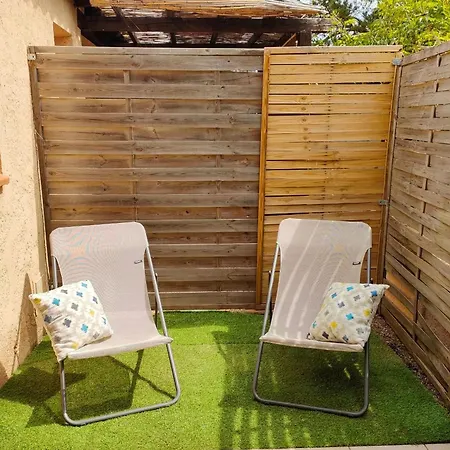 Mini Avec Wifi Dans Calme Wifi Piscine A Pied *