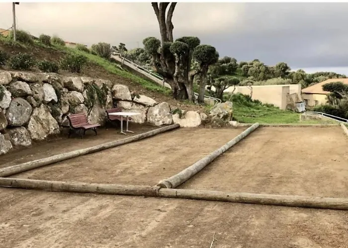 Mini Avec Wifi Dans Calme Wifi Piscine A Pied